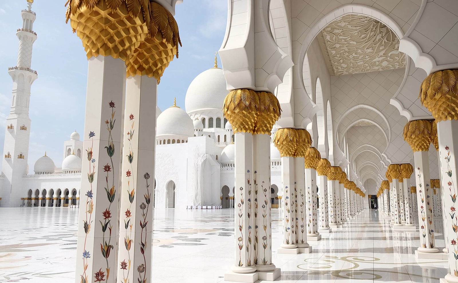 Sheikh Zayed Grand Mosque columns and domes